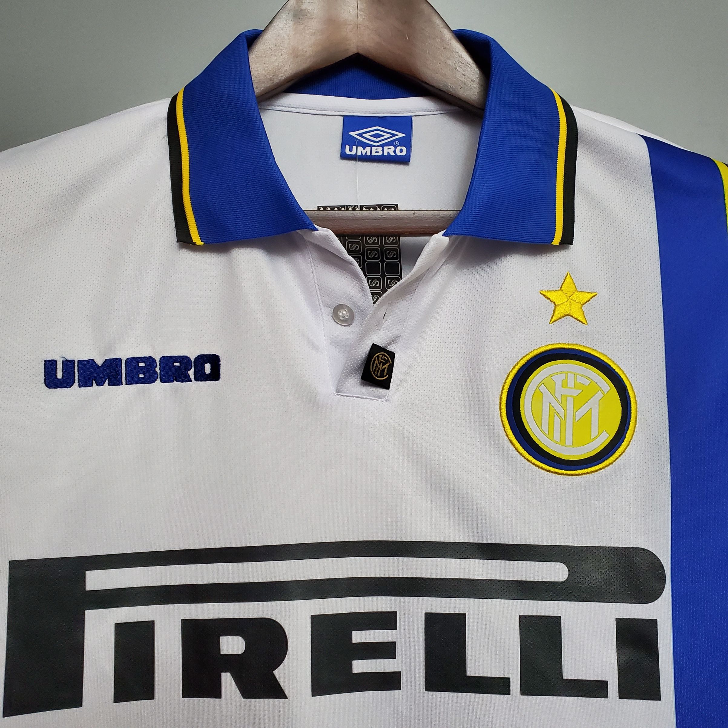 Retro Inter Milan 1997/1998 ( Sân Khách )
