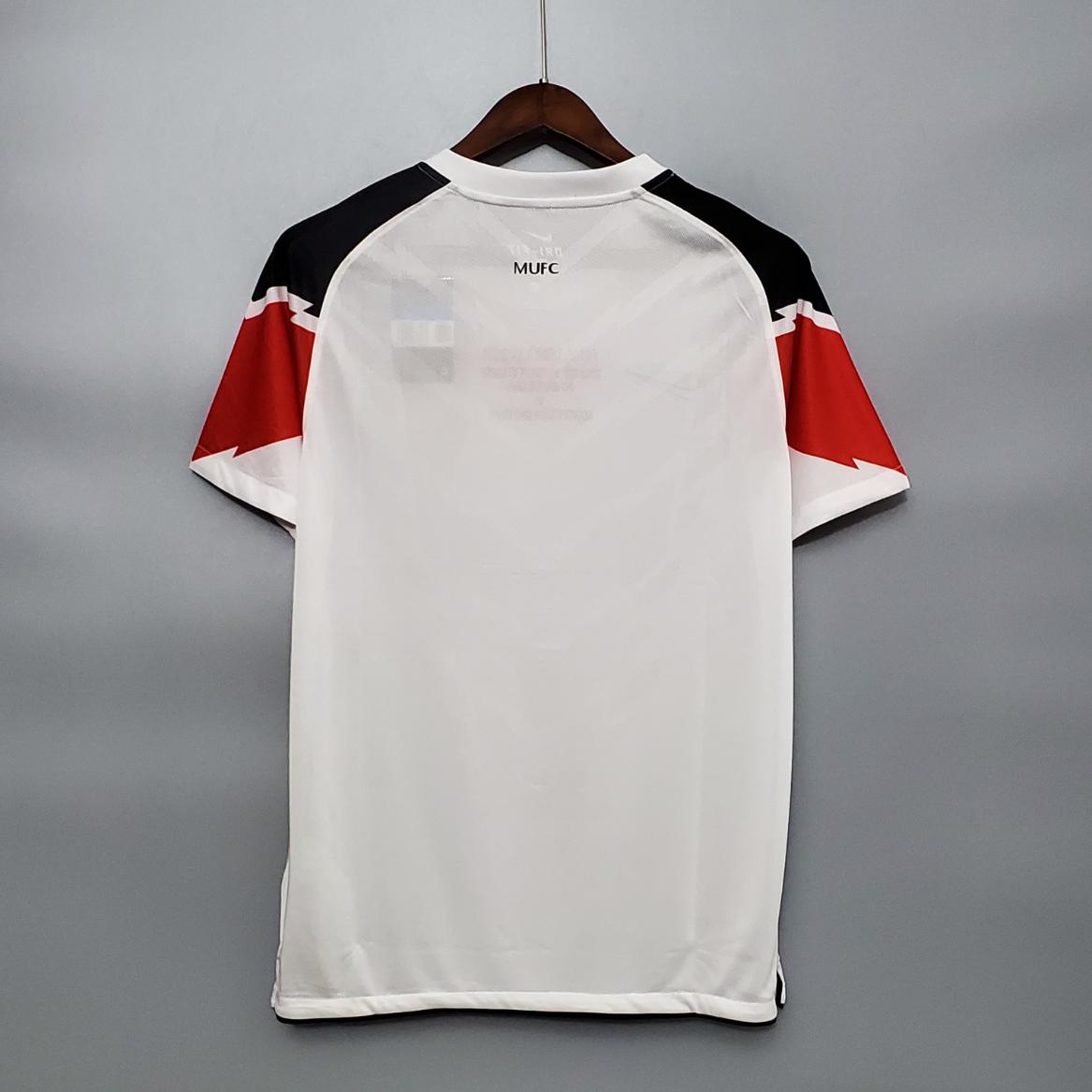 Retro Mu 2010/2011 ( Sân Khách )