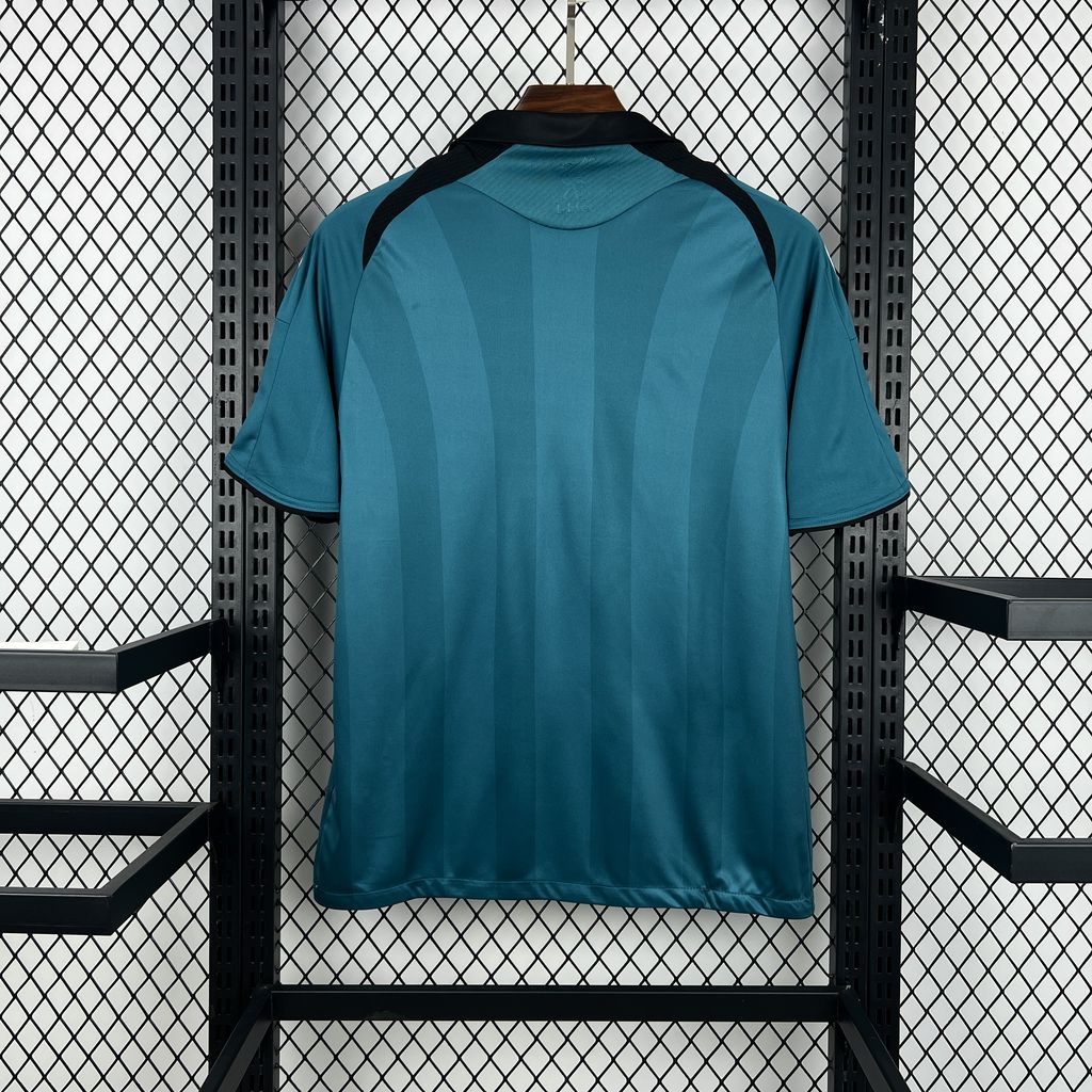 Retro Liverpool 2008/2009 ( 3RD )