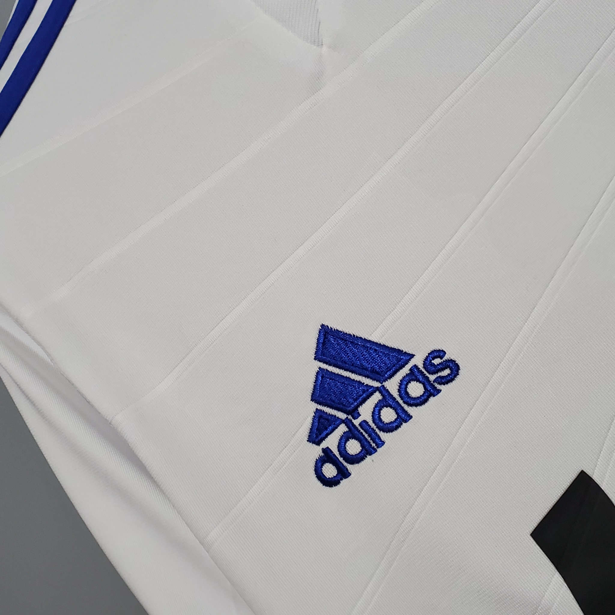 Retro Real Madrid 2010/2011 Tay Dài ( Sân Nhà )