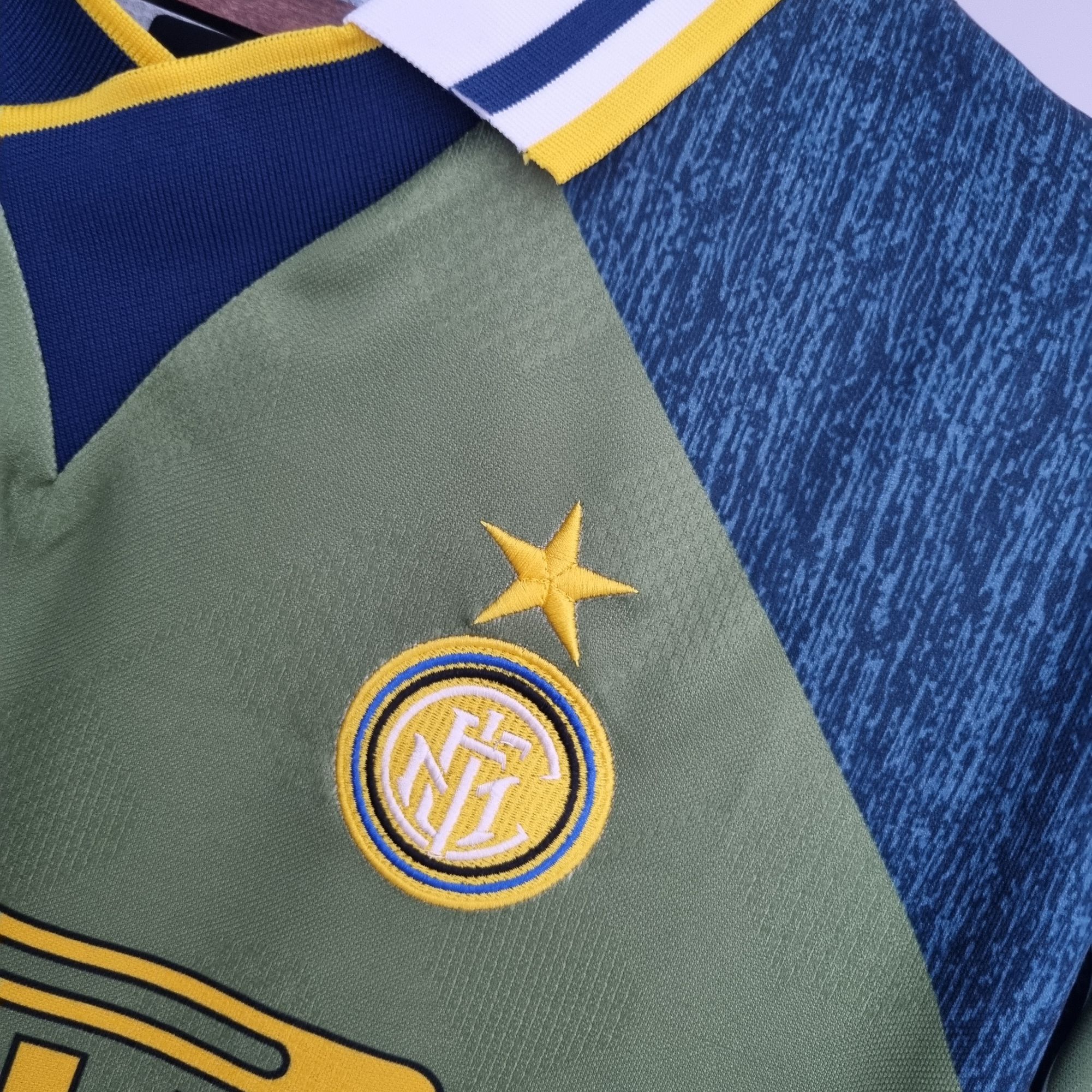 Retro Inter Milan 1995/1996 ( Sân Khách )