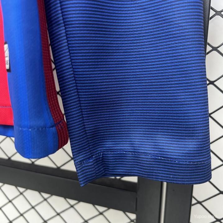 Retro Barcelona 2016/2017 Tay Dài ( Sân Nhà )