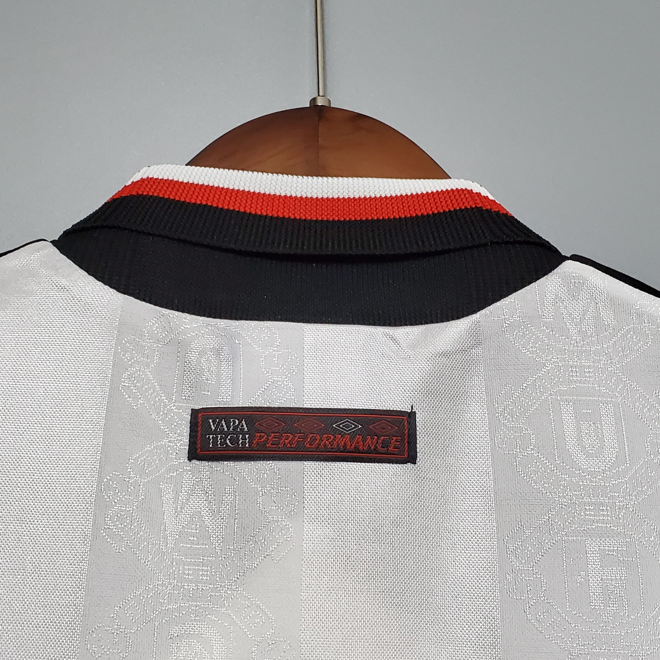 Retro Mu 1997/1998 ( Sân Khách )