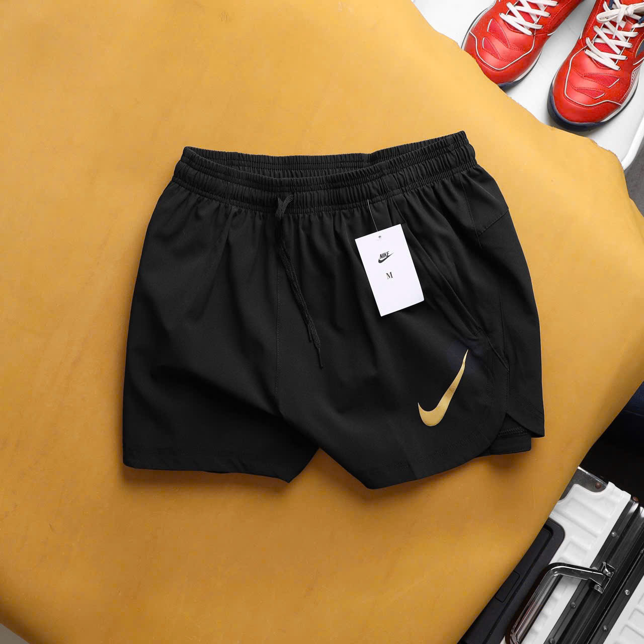 Quần Nike Training ( Nike Vàng )