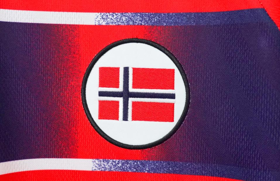 Retro Norway 1997 ( Sân Nhà )