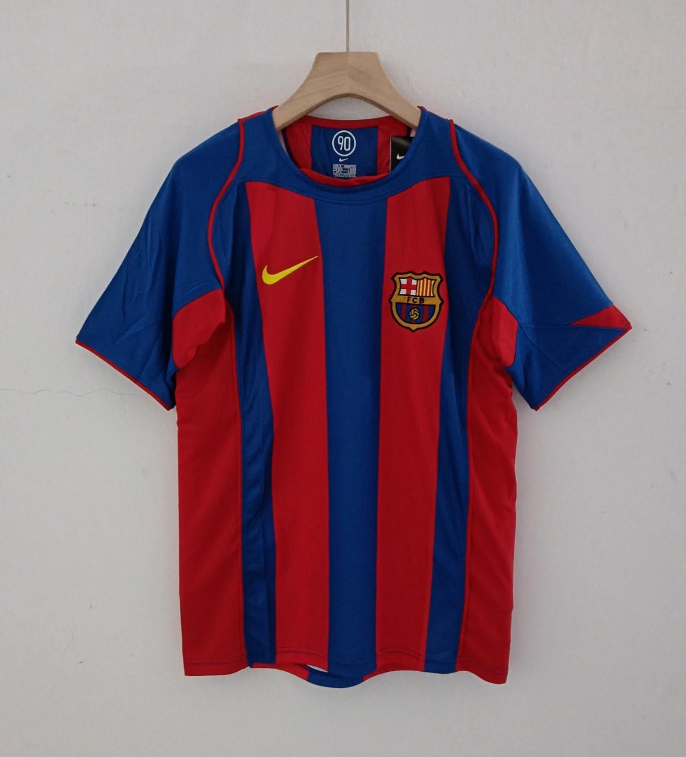 Retro Barcelona 2004/2005 ( Sân Nhà )
