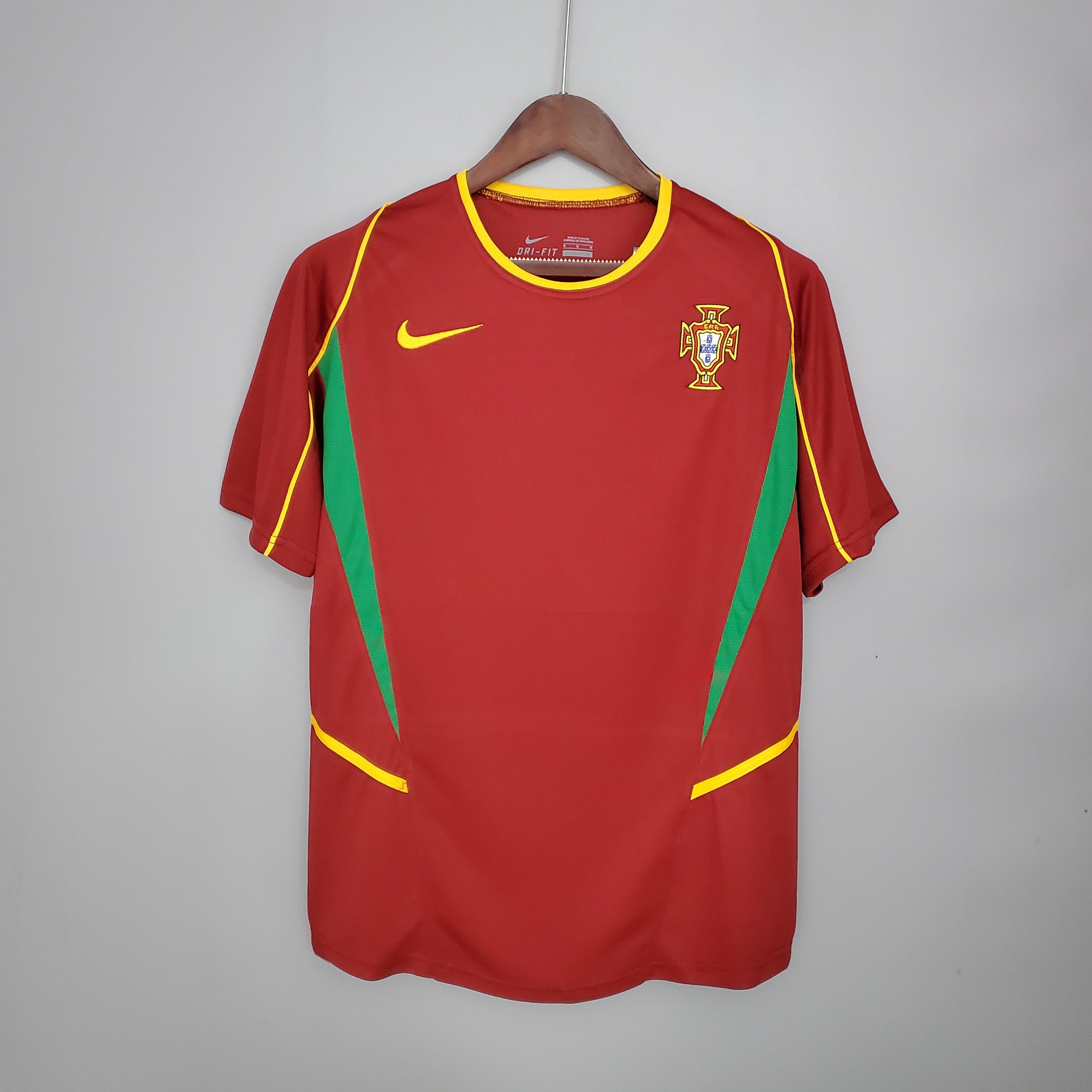 Retro Bồ Đào Nha 2002 ( Sân Nhà )