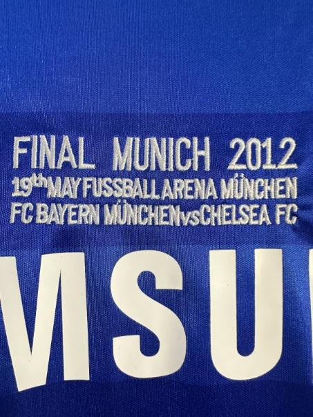 Retro Chelsea 2011/2012 Tay Dài ( Sân Nhà )
