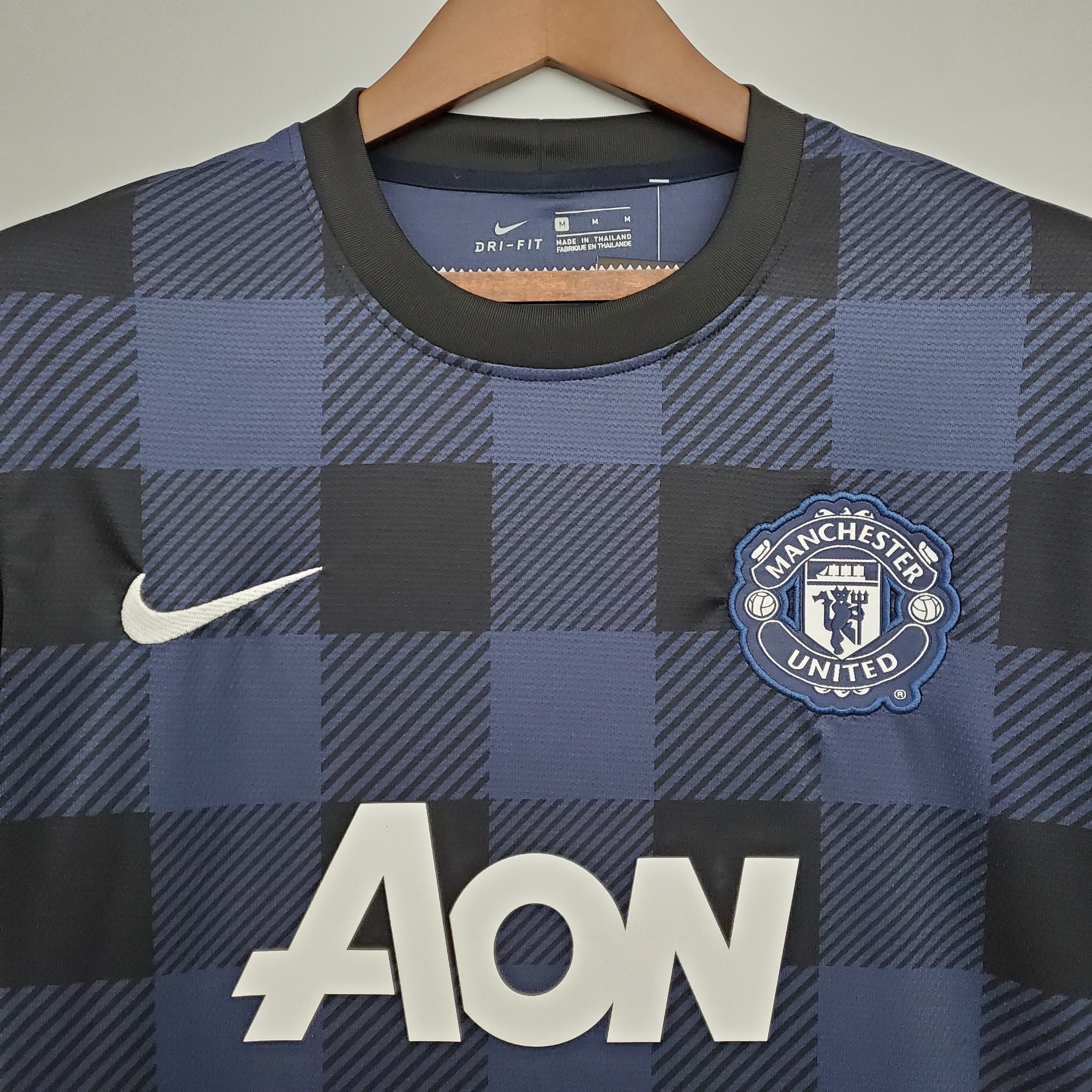 Retro Mu 2013/2014 ( Sân Khách )