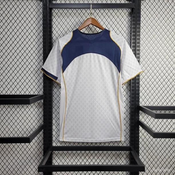 Retro Bồ Đào Nha 2004 ( Sân Khách )