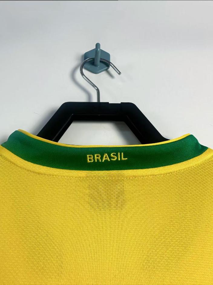 Retro Brazil 2006 Tay Dài ( Sân Nhà )