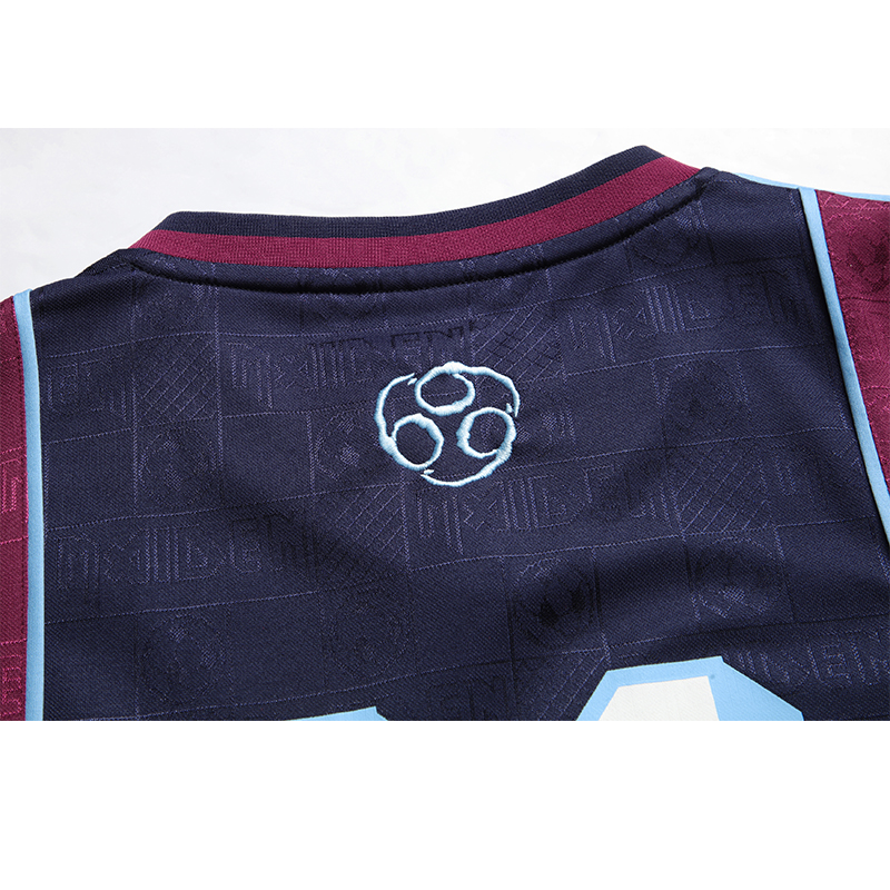 Retro West Ham 2011/2012 ( Sân Nhà )