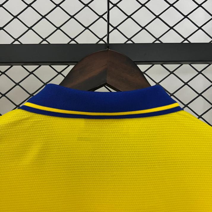 Retro Arsenal 2013/2014 ( Sân Khách )