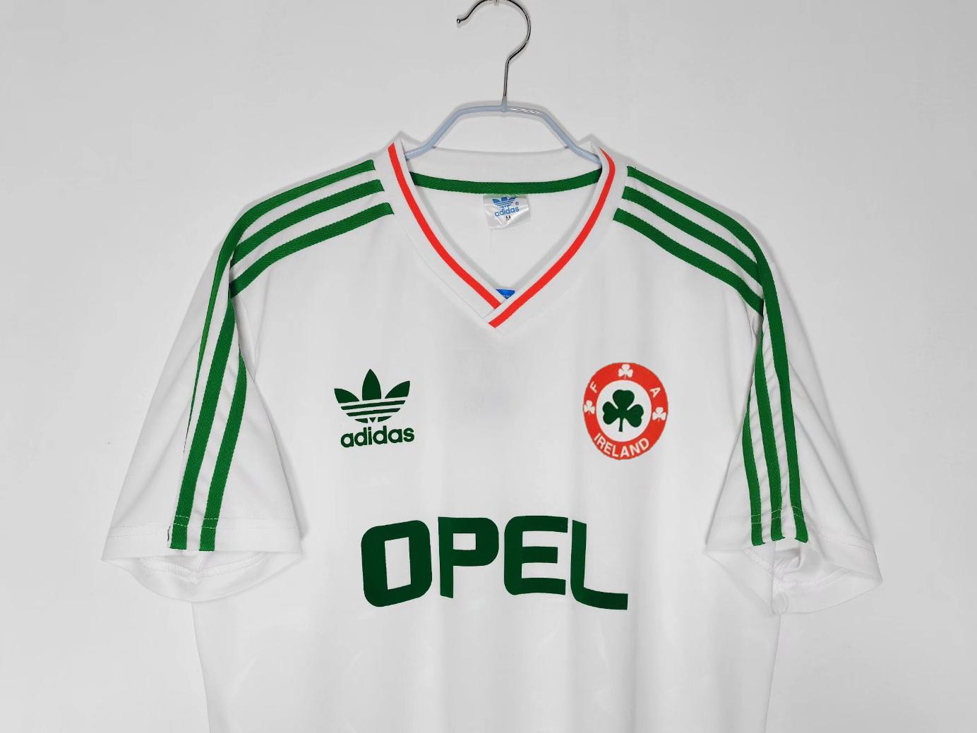 Retro Ireland 1990 ( Sân Khách )