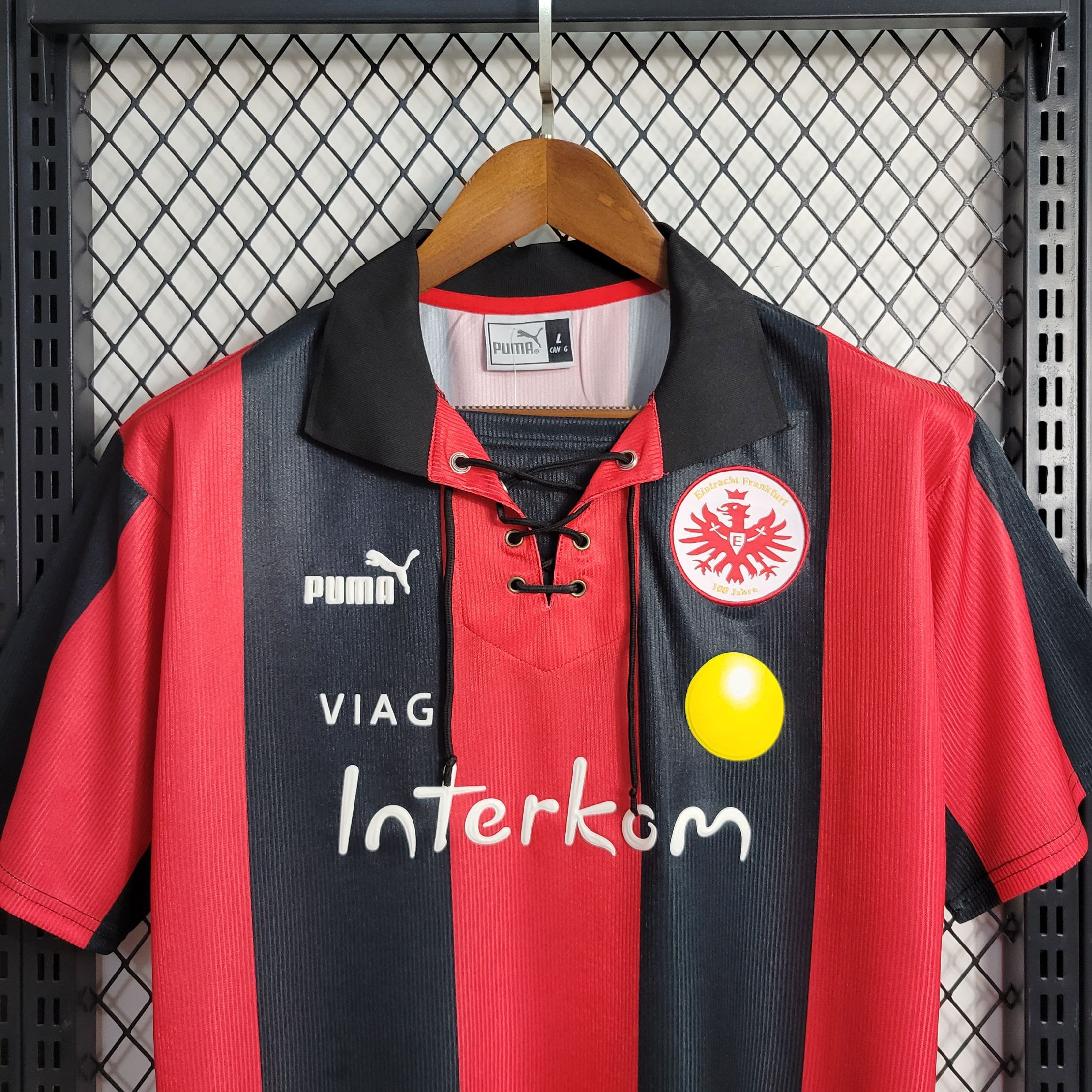 Retro Frankfurt 1999/2000 ( Sân Nhà )