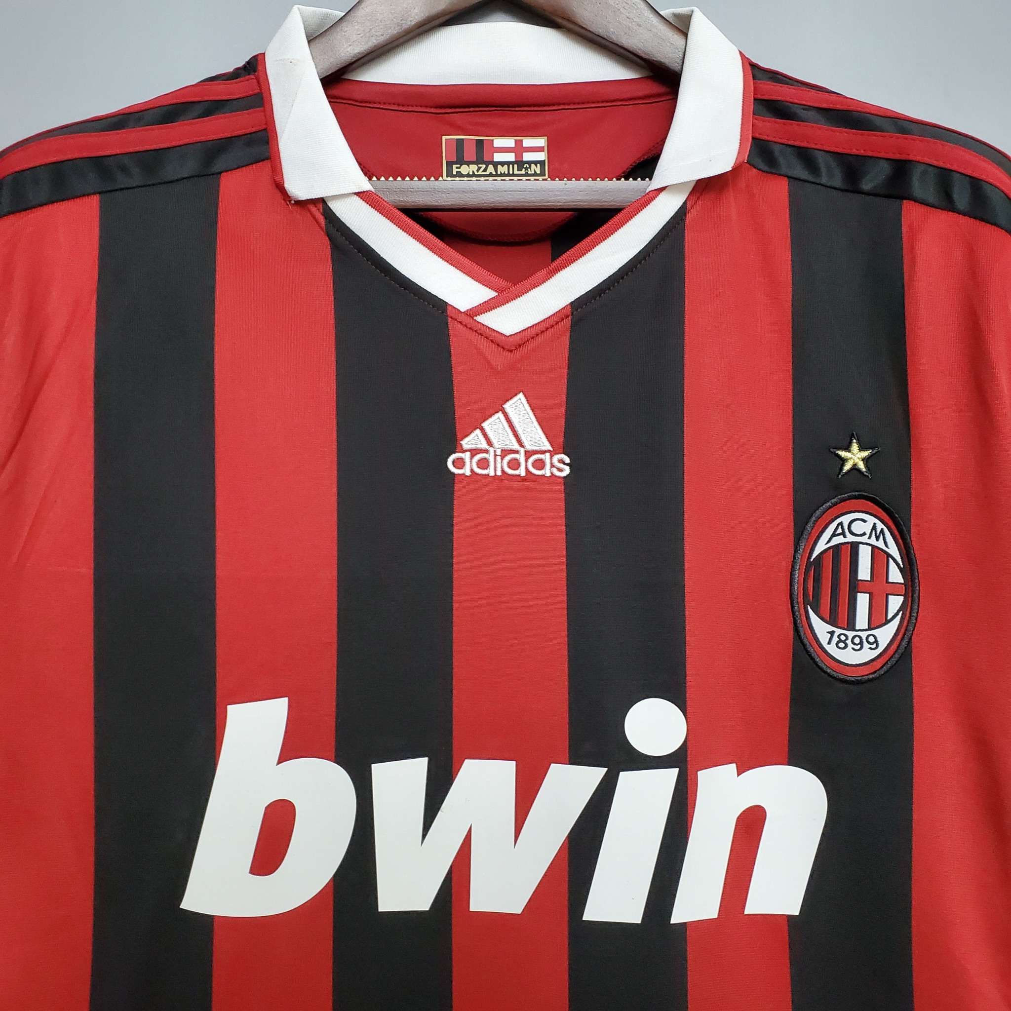 Retro Ac Milan 2009/2010 ( Sân Nhà )