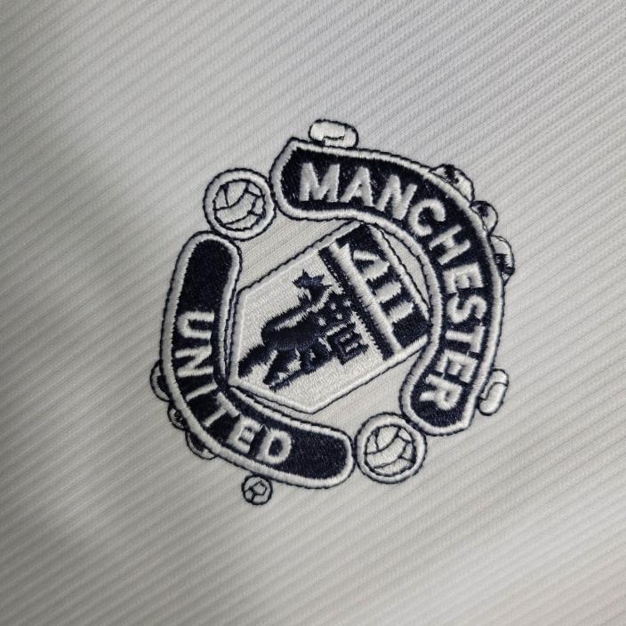 Retro Mu 1999/2000 ( 3RD )