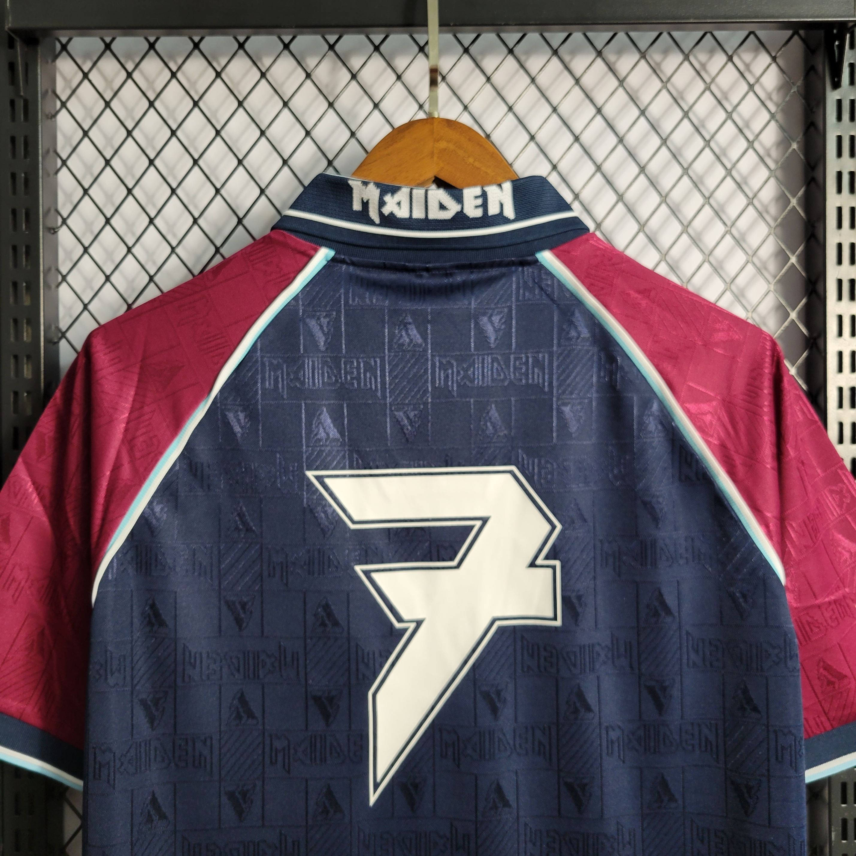 Retro West Ham 1998/1999 ( Sân Nhà )
