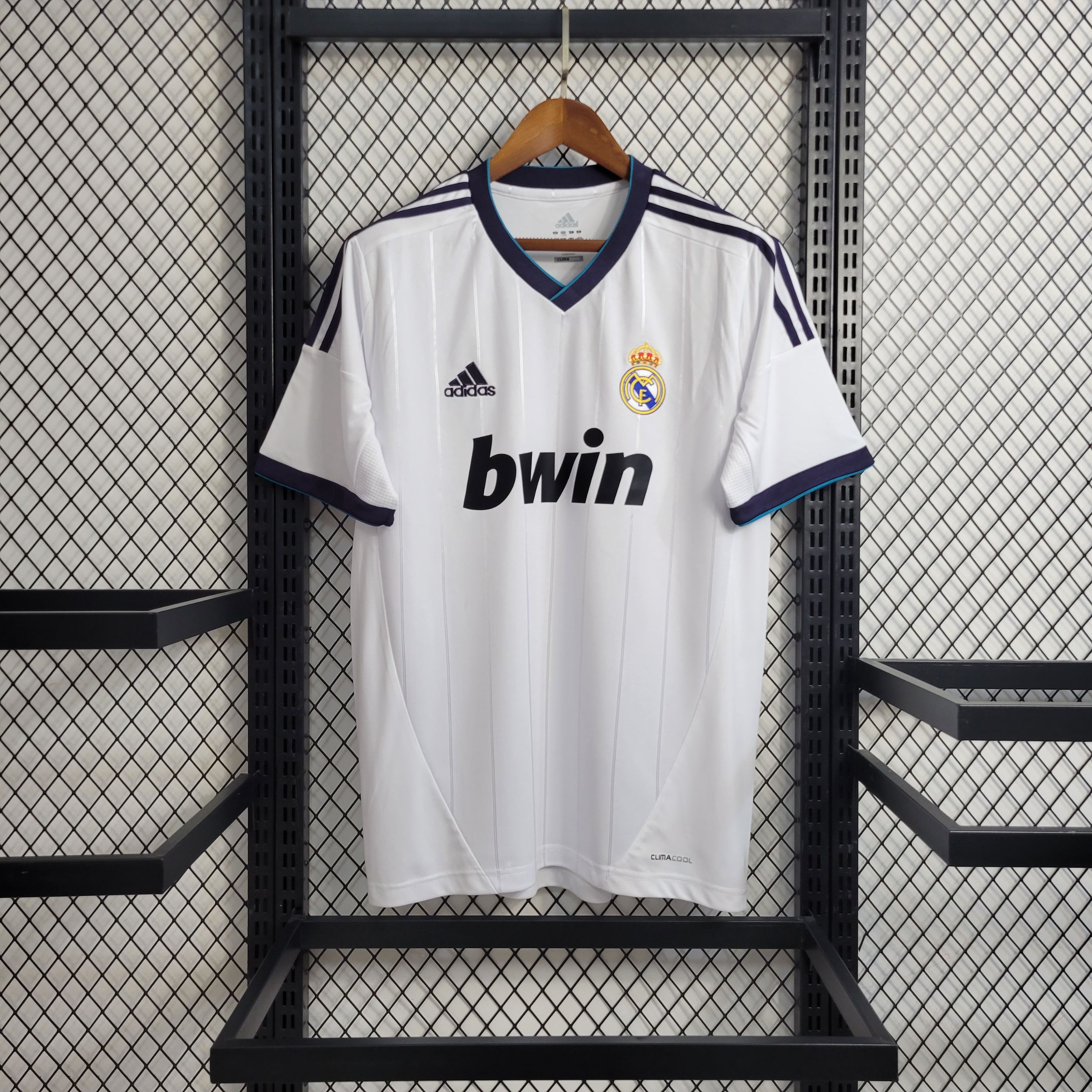 Retro Real Madrid 2012/2013 ( Sân Nhà )
