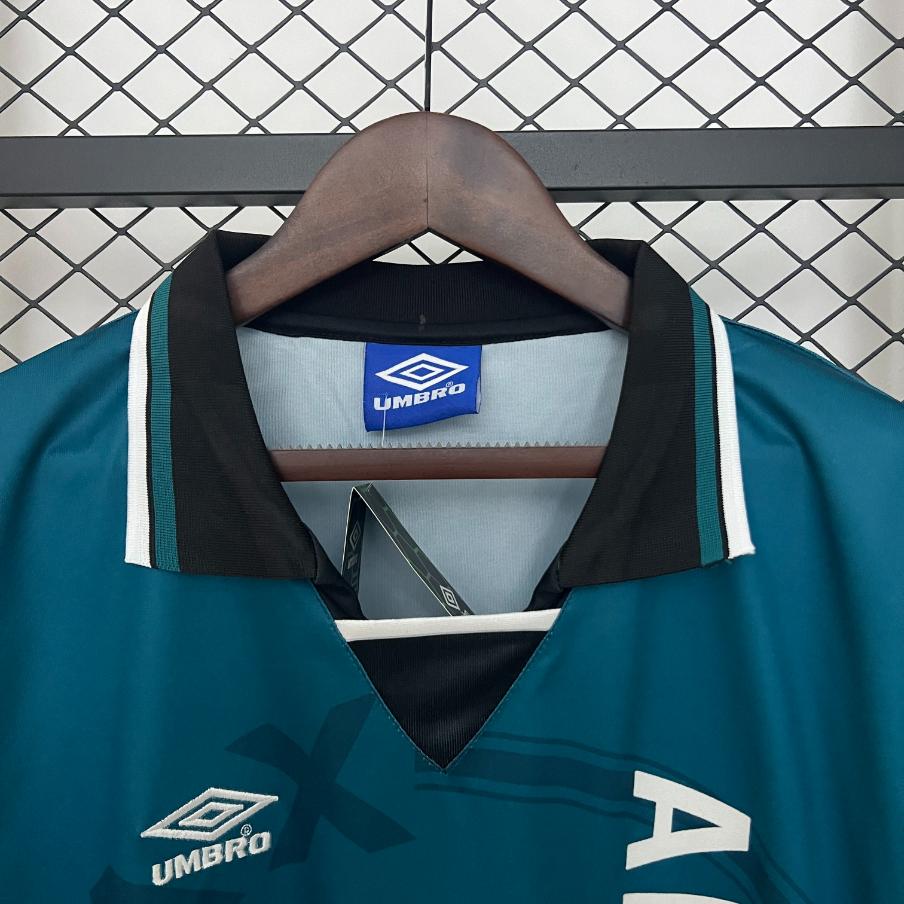 Retro Ajax 1995/1996 ( Sân Khách )