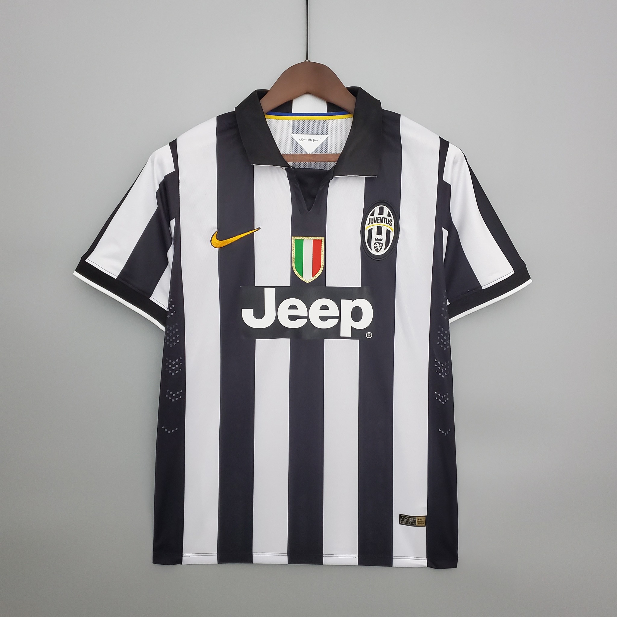 Retro Juventus 2014/2015 ( Sân Nhà )