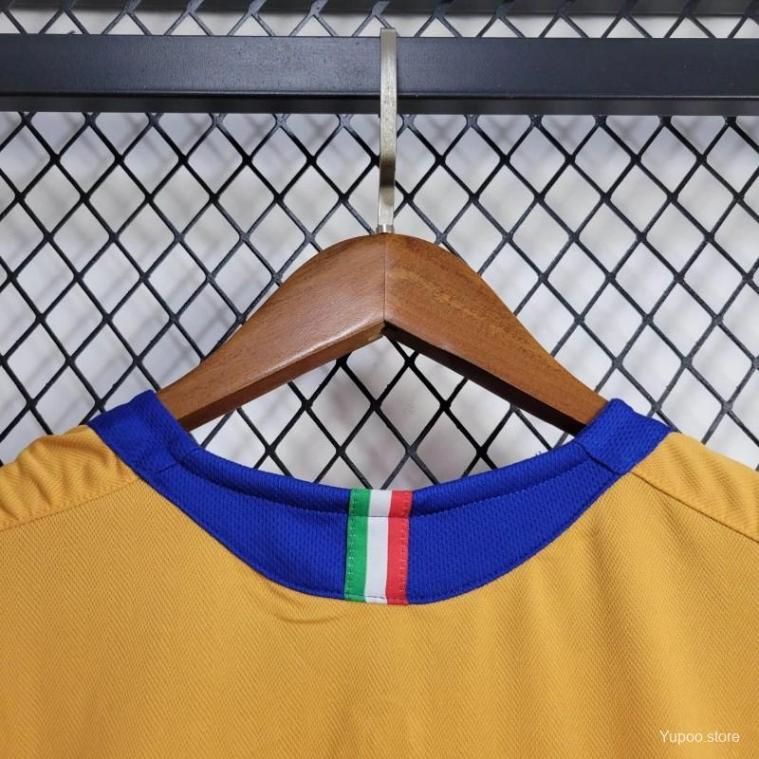 Retro Juventus 2005/2006 ( 3RD )