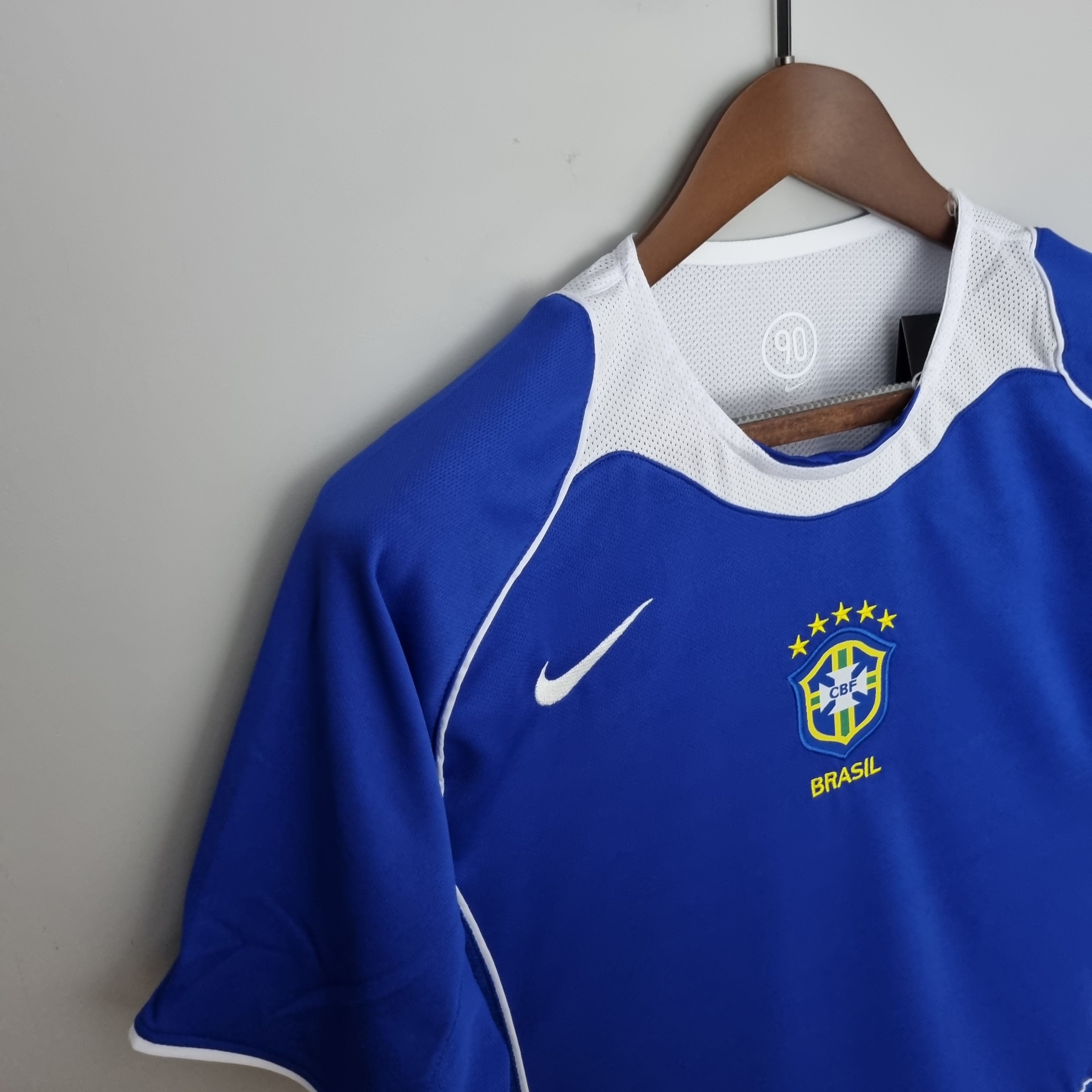 Retro Brazil 2004 ( Sân Khách )