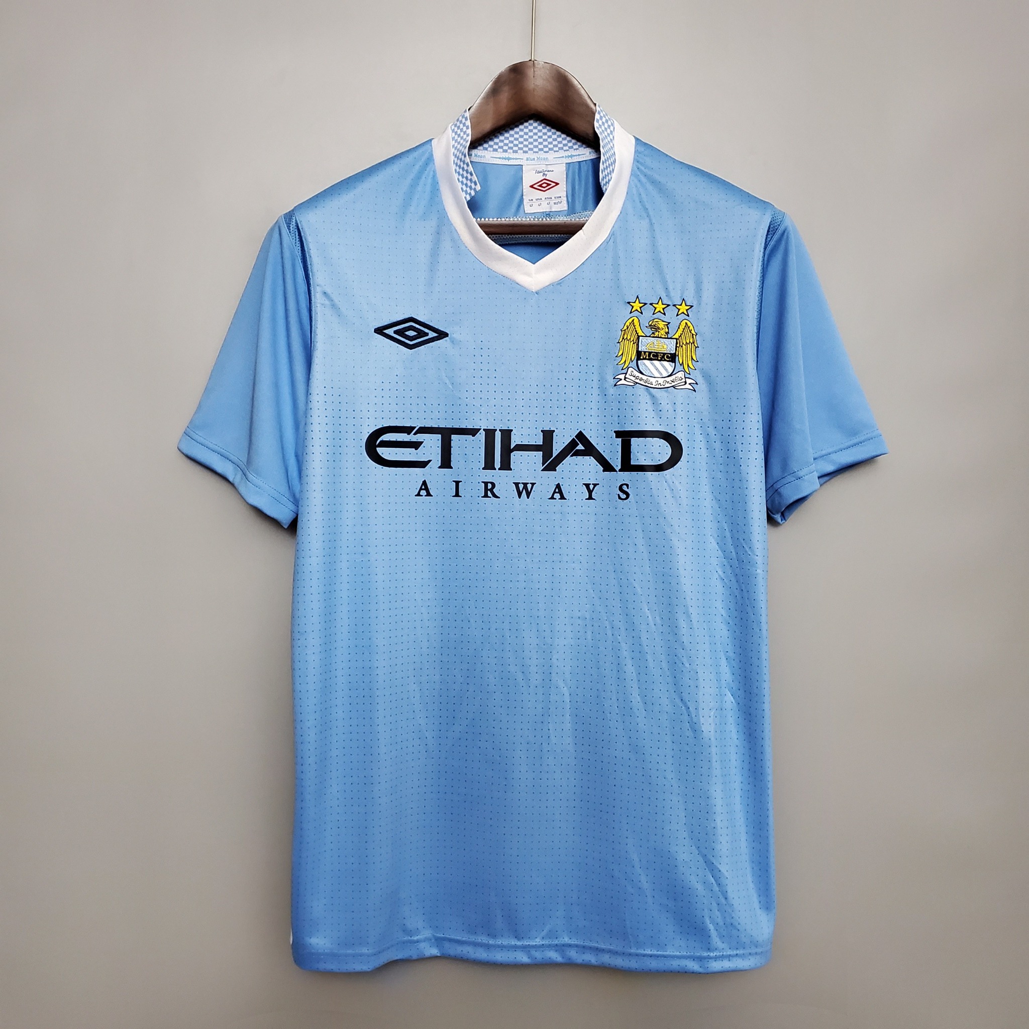 Retro Man CIty 2011/2012 ( Sân Nhà )