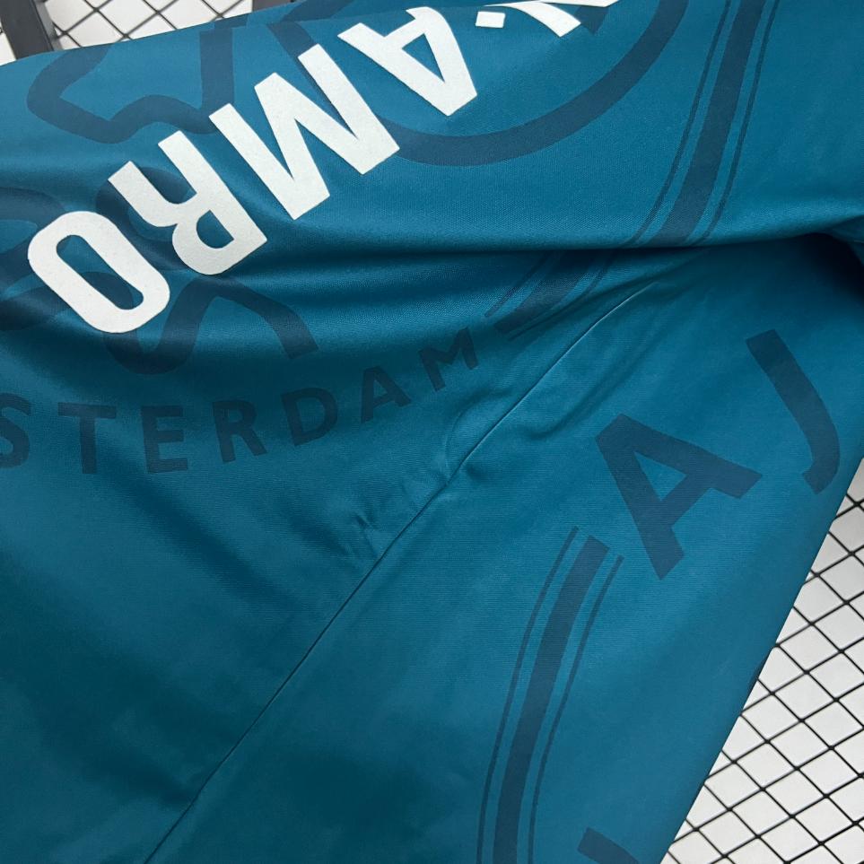 Retro Ajax 1995/1996 ( Sân Khách )