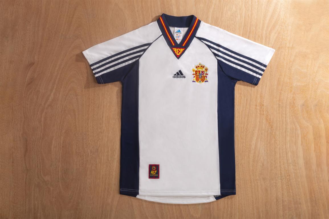 Retro Tây Ban Nha 1998 ( Sân Khách )