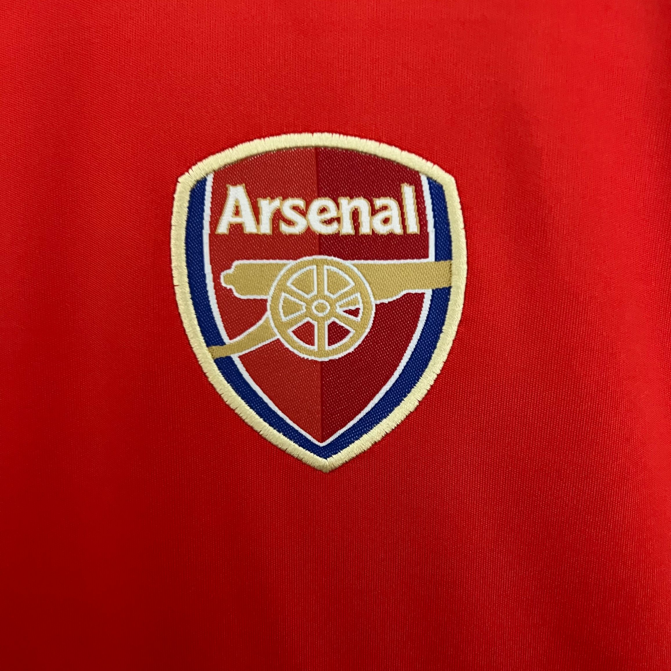 Retro Arsenal 2004/2005 ( Sân Nhà )