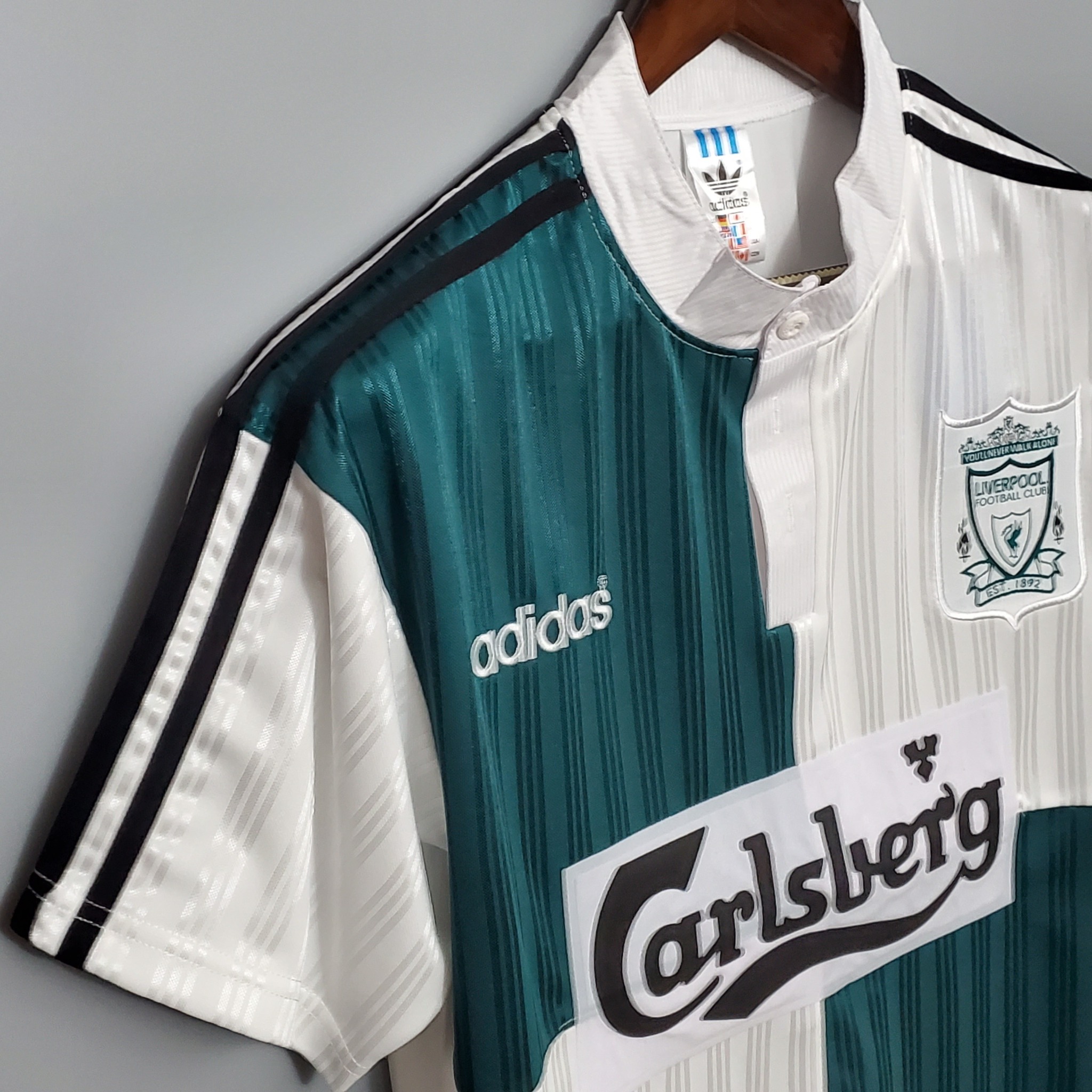 Retro Liverpool 1995/1996 ( Sân Khách )