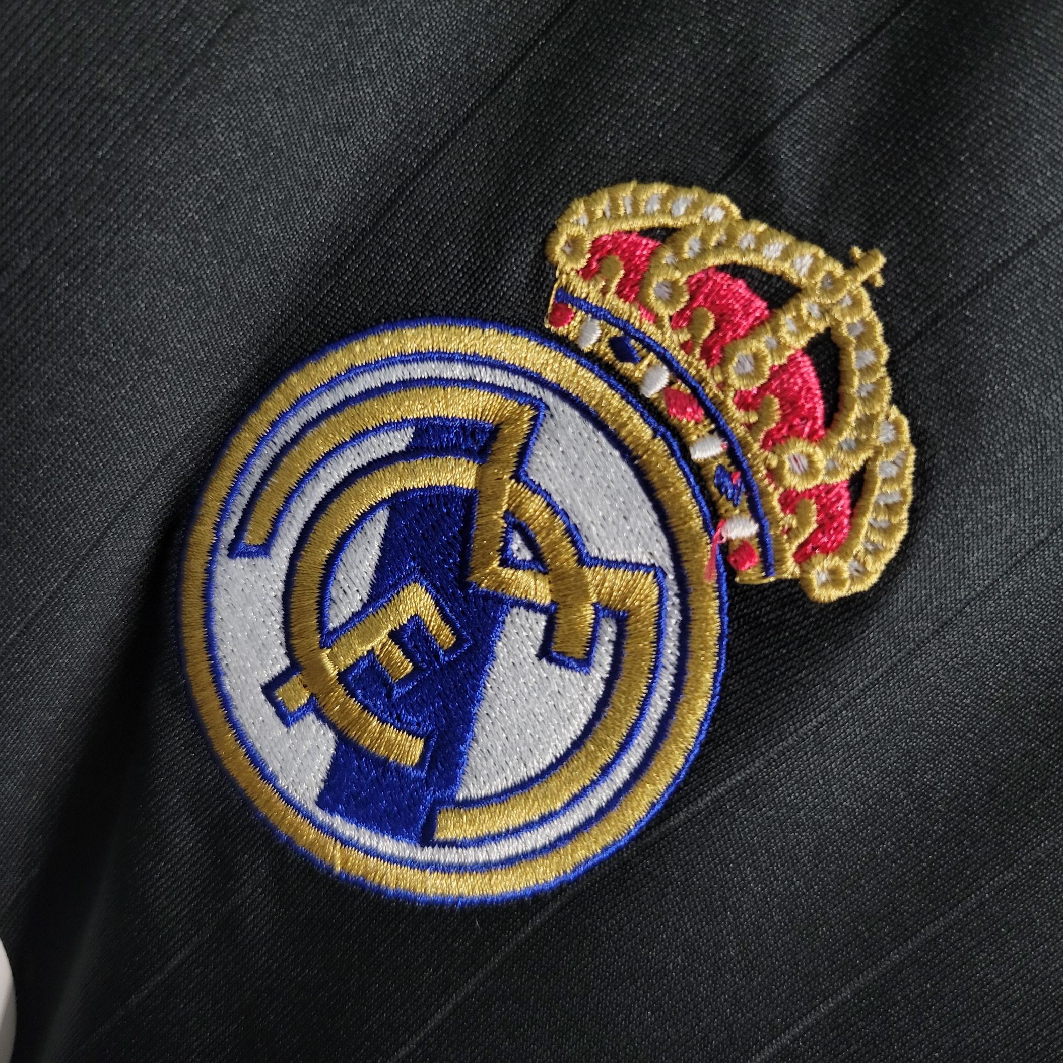 Retro Real Madrid 2006/2007 ( Sân Khách )