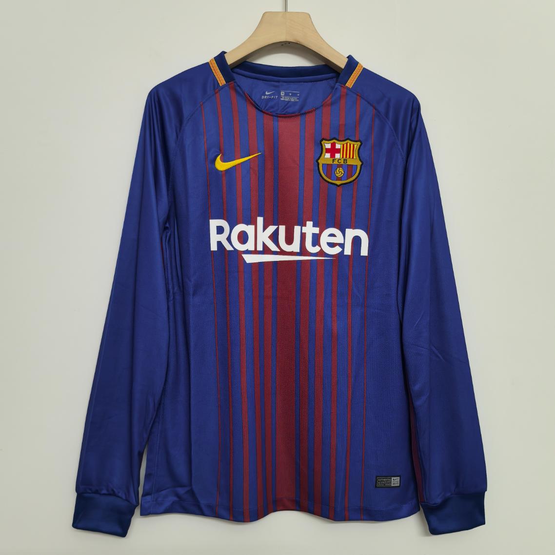 Retro Barcelona 2017/2018 Tay Dài ( Sân Nhà )