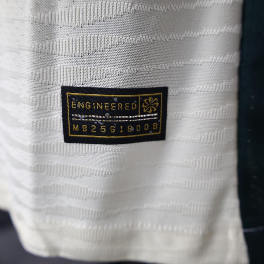 Retro Liverpool 2021/2022 ( Sân Khách )