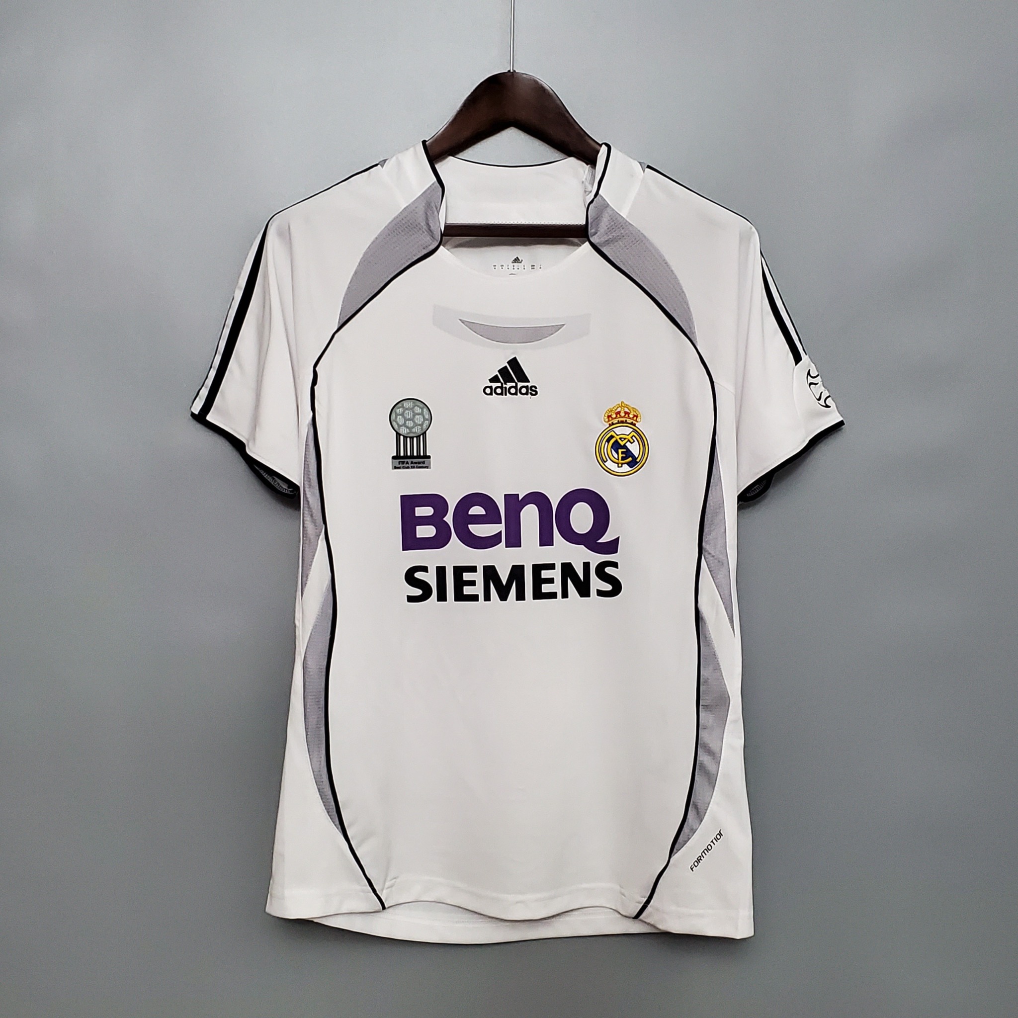 Retro Real Madrid 2006/2007 ( Sân Nhà )