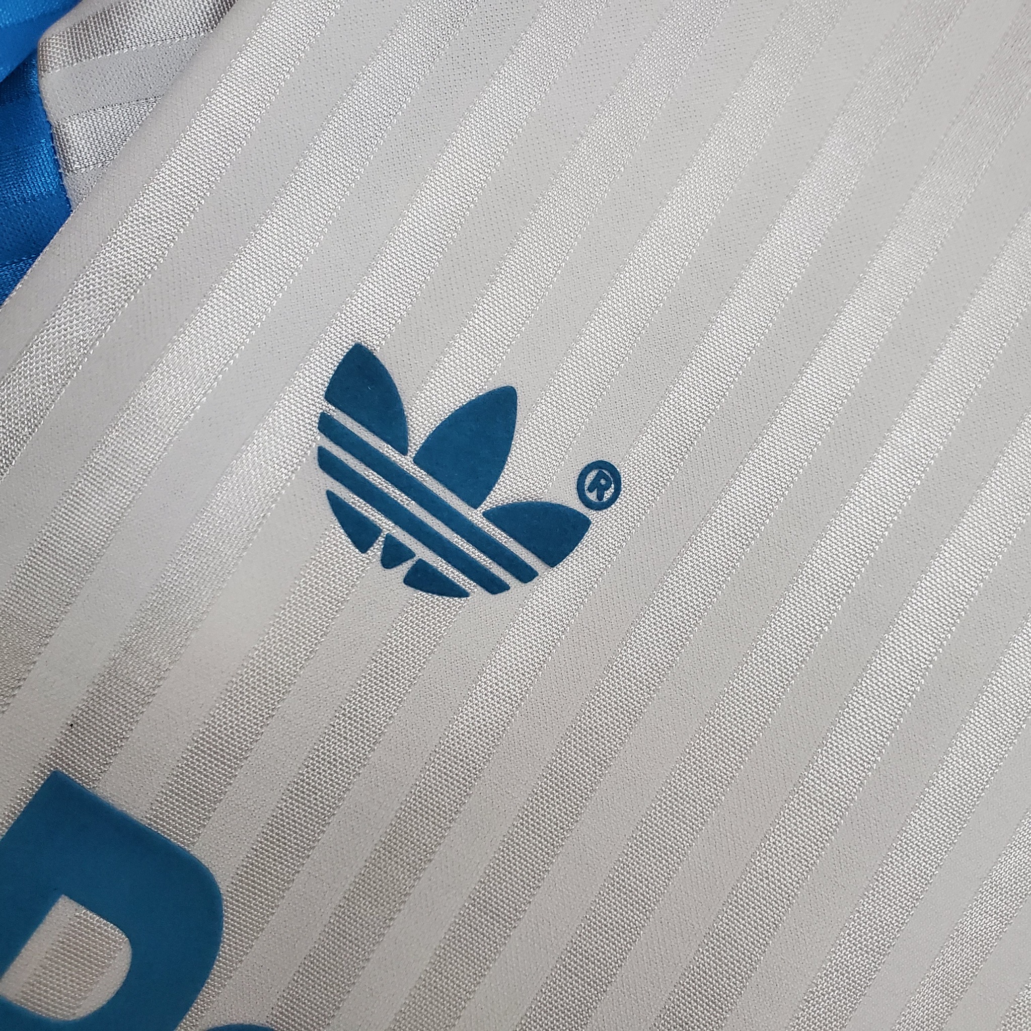 Retro Marseille 1990/1991 ( Sân Khách )
