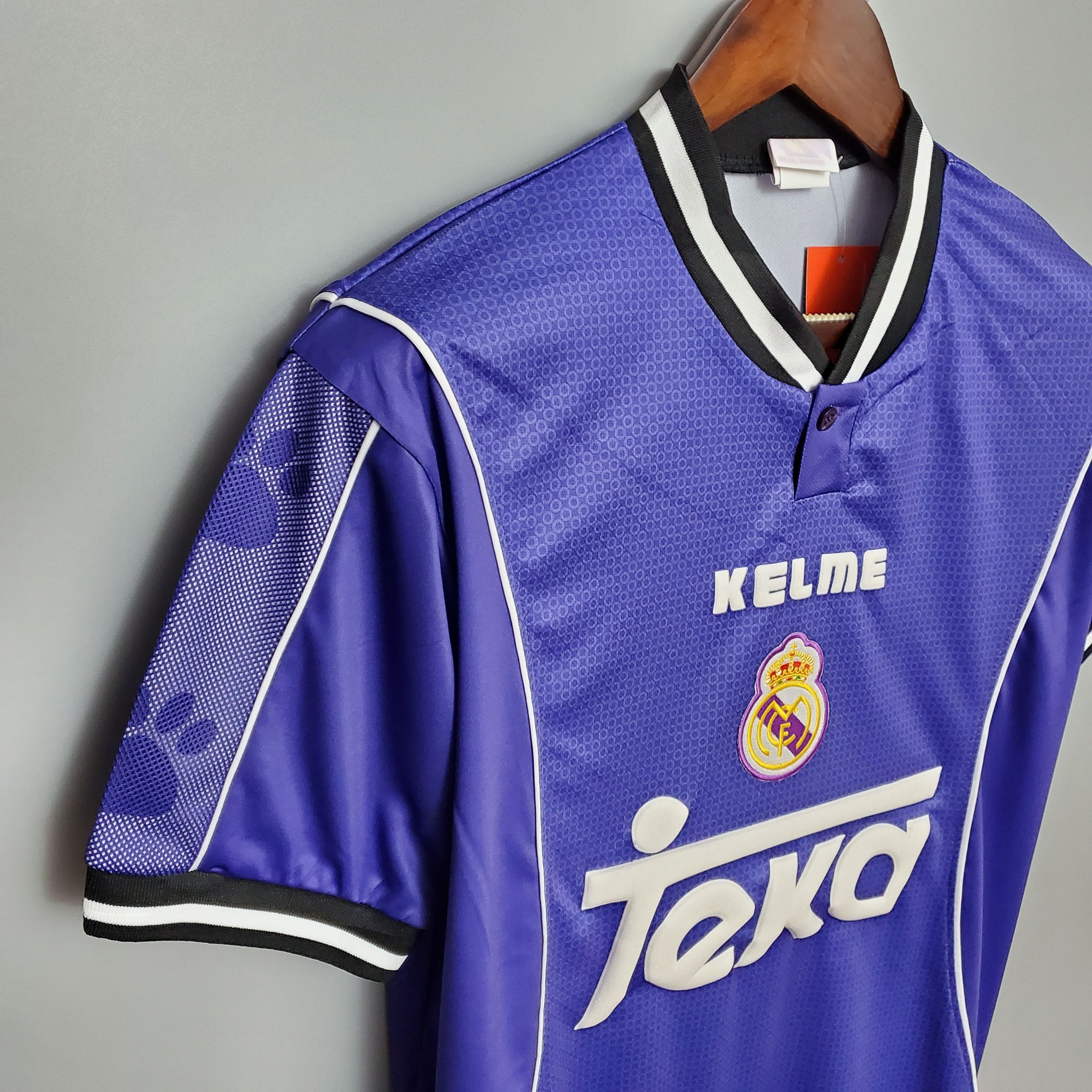 Retro Real Madrid 1997/1998 ( Sân Khách )