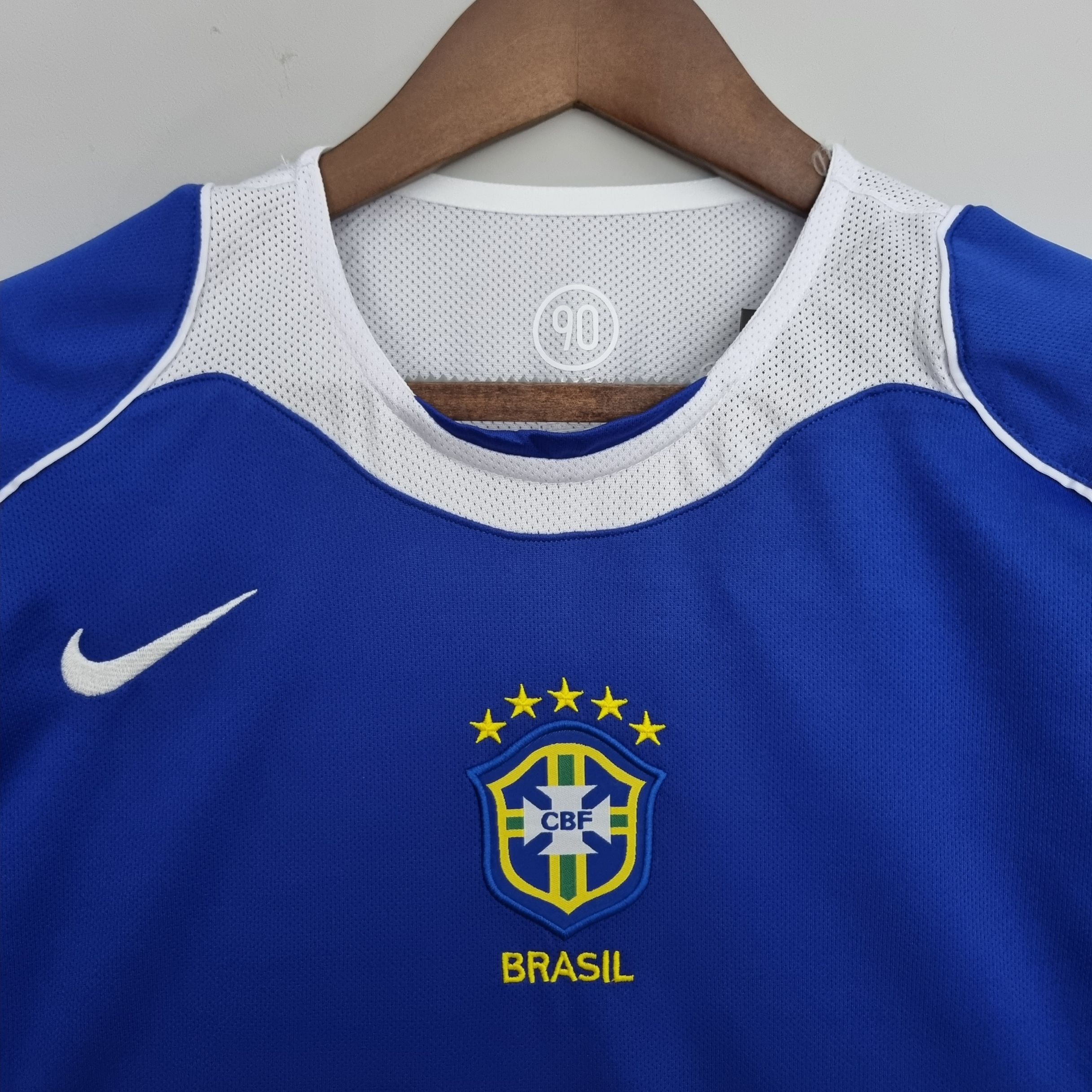 Retro Brazil 2004 ( Sân Khách )