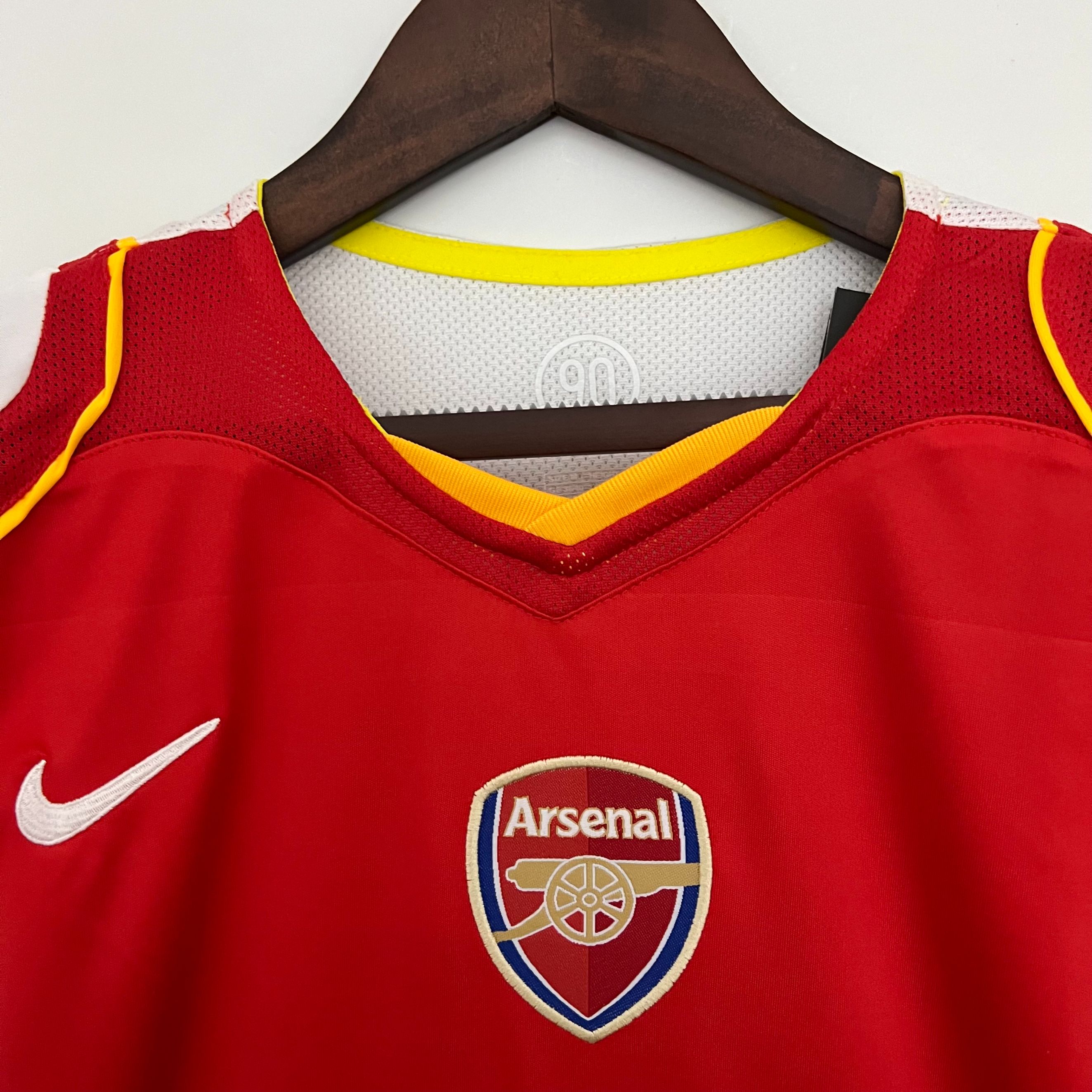 Retro Arsenal 2004/2005 ( Sân Nhà )