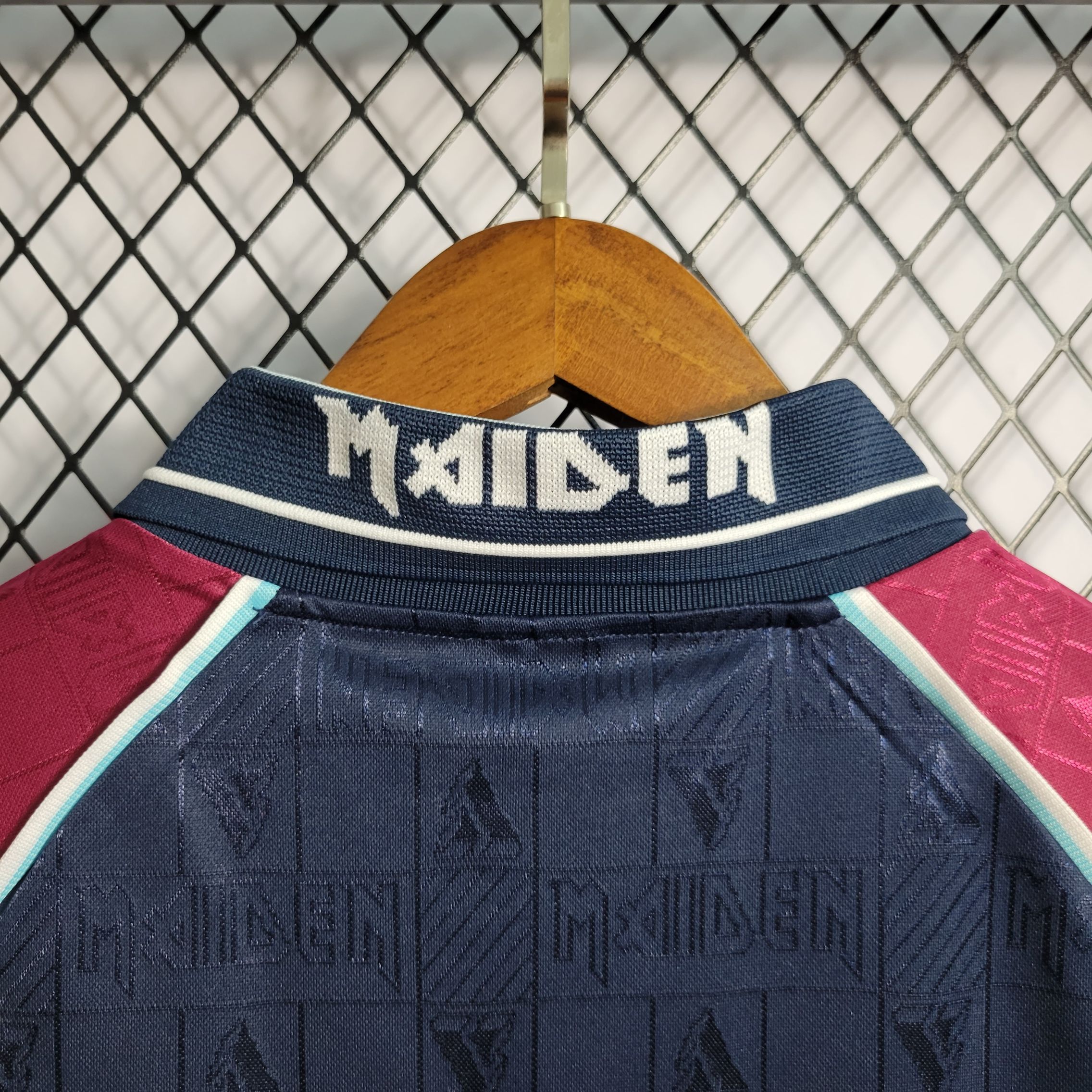 Retro West Ham 1998/1999 ( Sân Nhà )