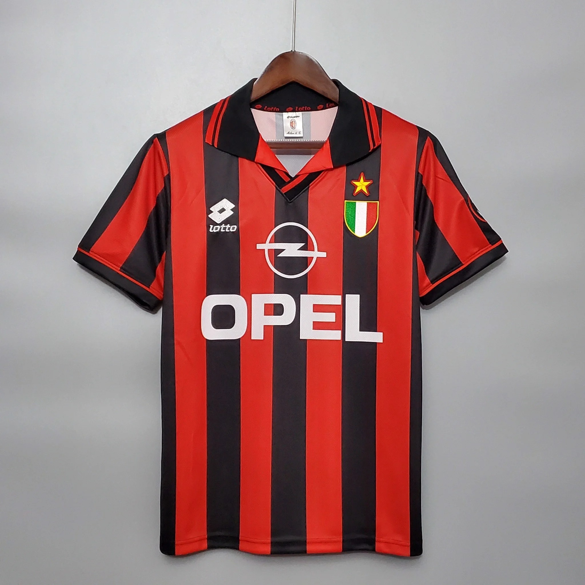 Retro Ac Milan 1996/1997 ( Sân Nhà )