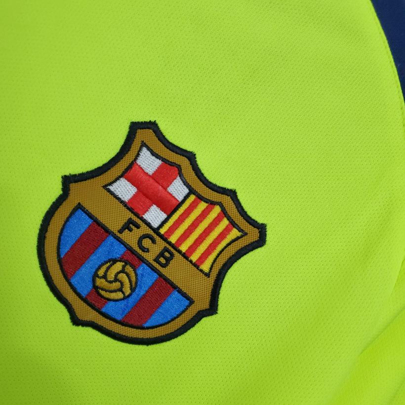 Retro Barcelona 2005/2006 ( Sân Khách )