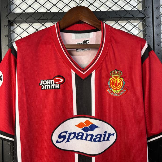Retro Mallorca 2001/2002 ( Sân Nhà )