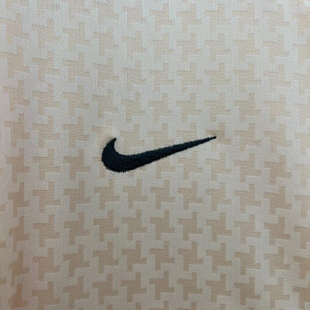 Retro Juventus 2003/2004 ( Sân Khách )