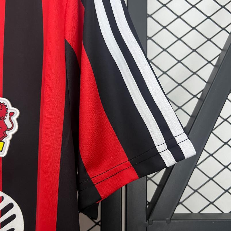 Retro Leverkusen 2001/2002 ( Sân Nhà )