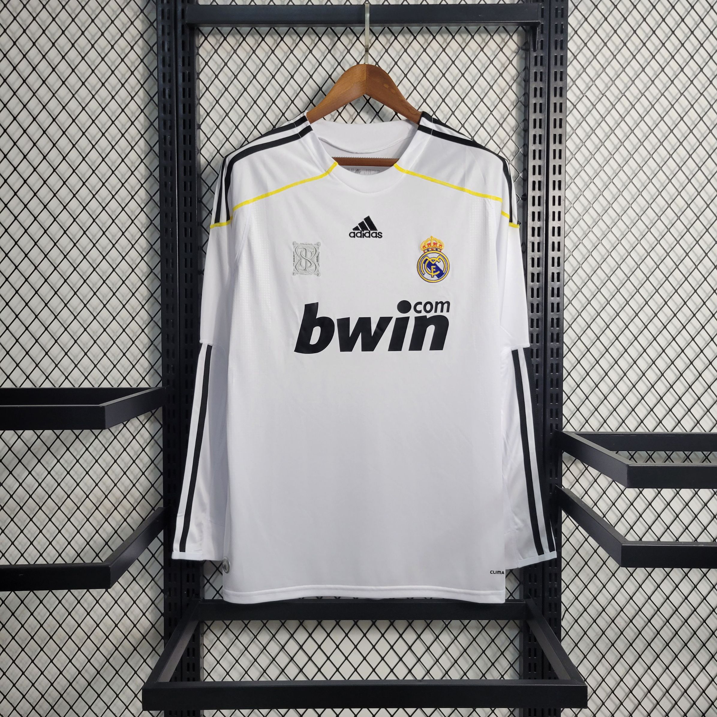 Retro Real Madrid 2009/2010 Tay Dài ( Sân Nhà )