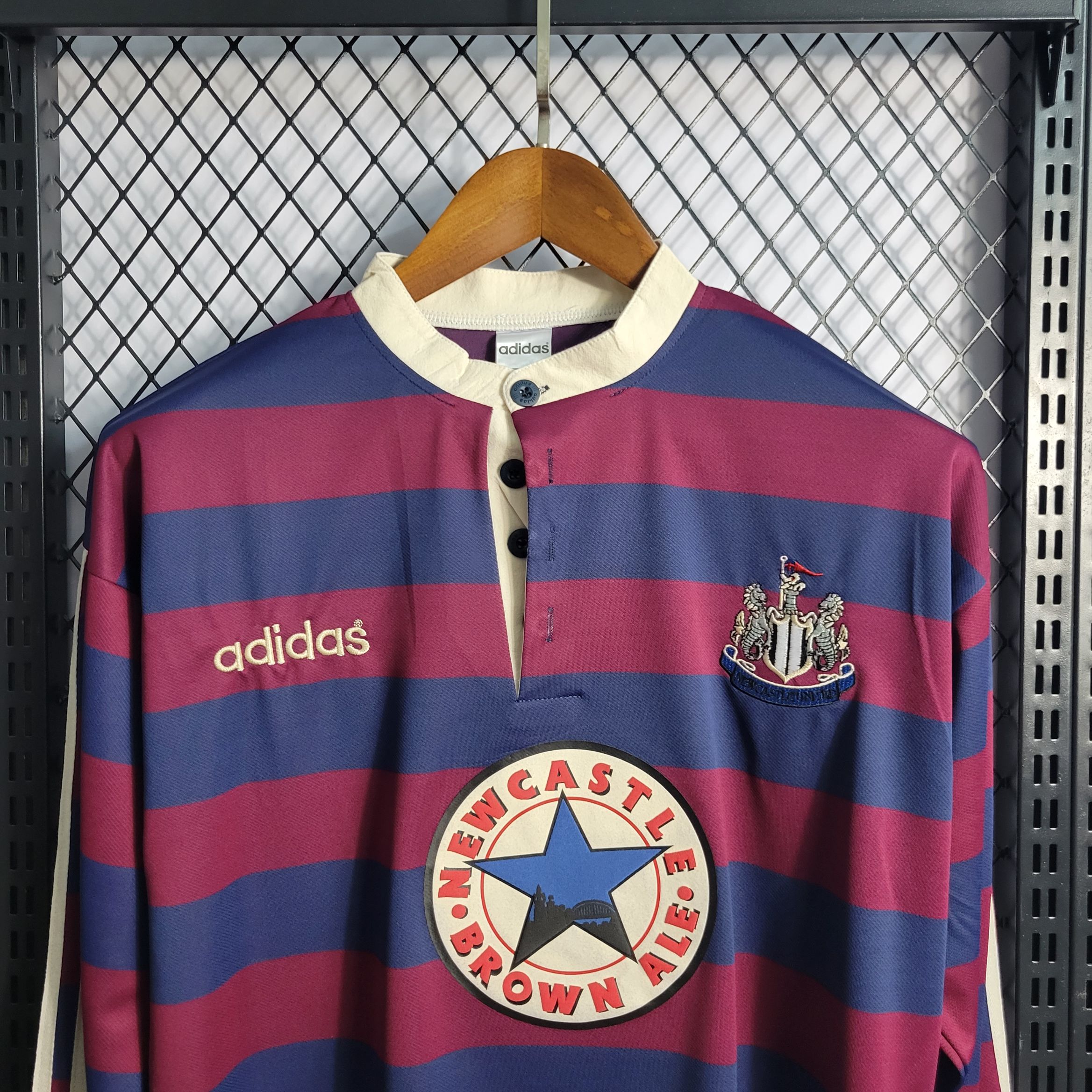 Retro NewCastle 1995/1996 Tay Dài ( Sân Khách )
