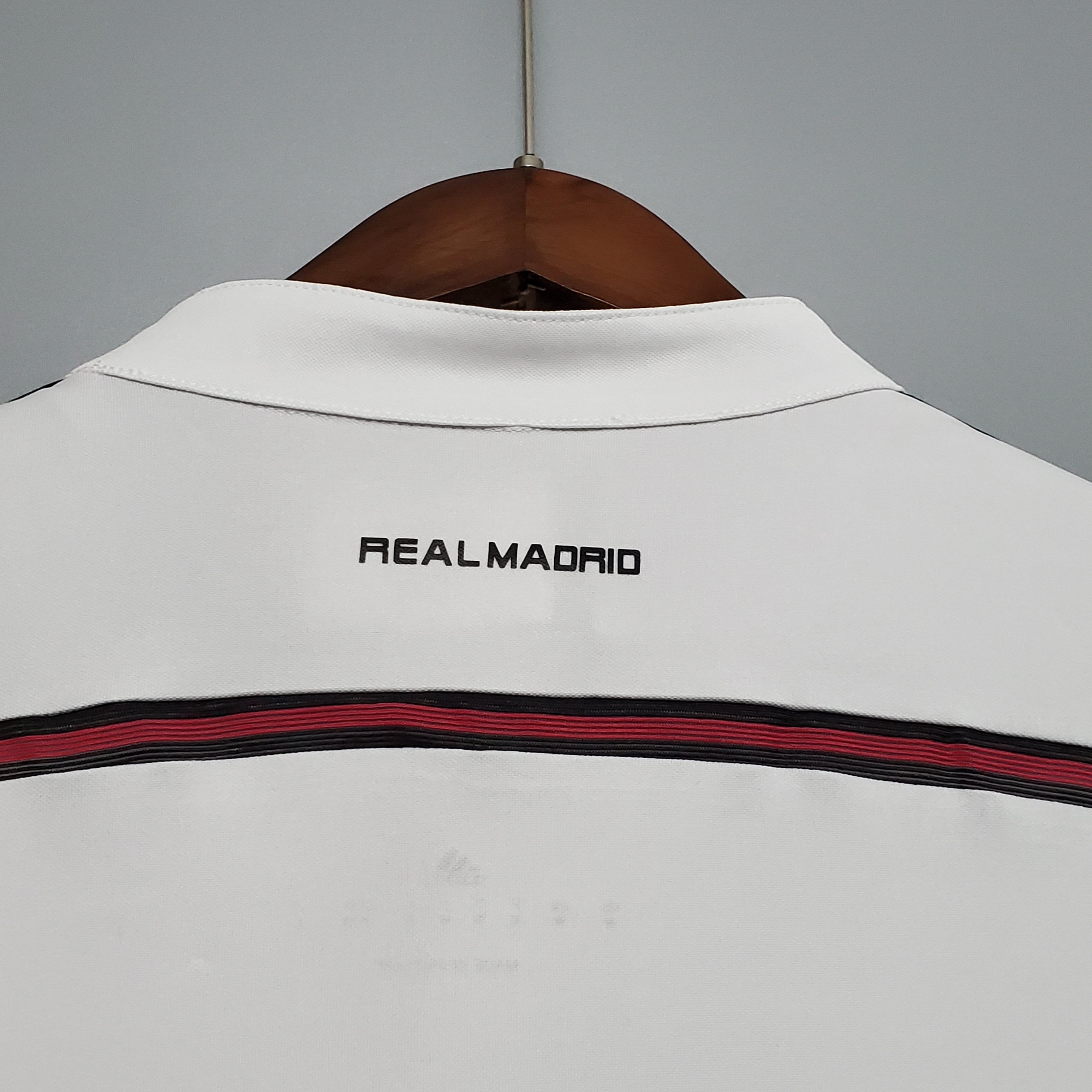 Retro Real Madrid 2014/2015 Tay Dài ( Sân Nhà )