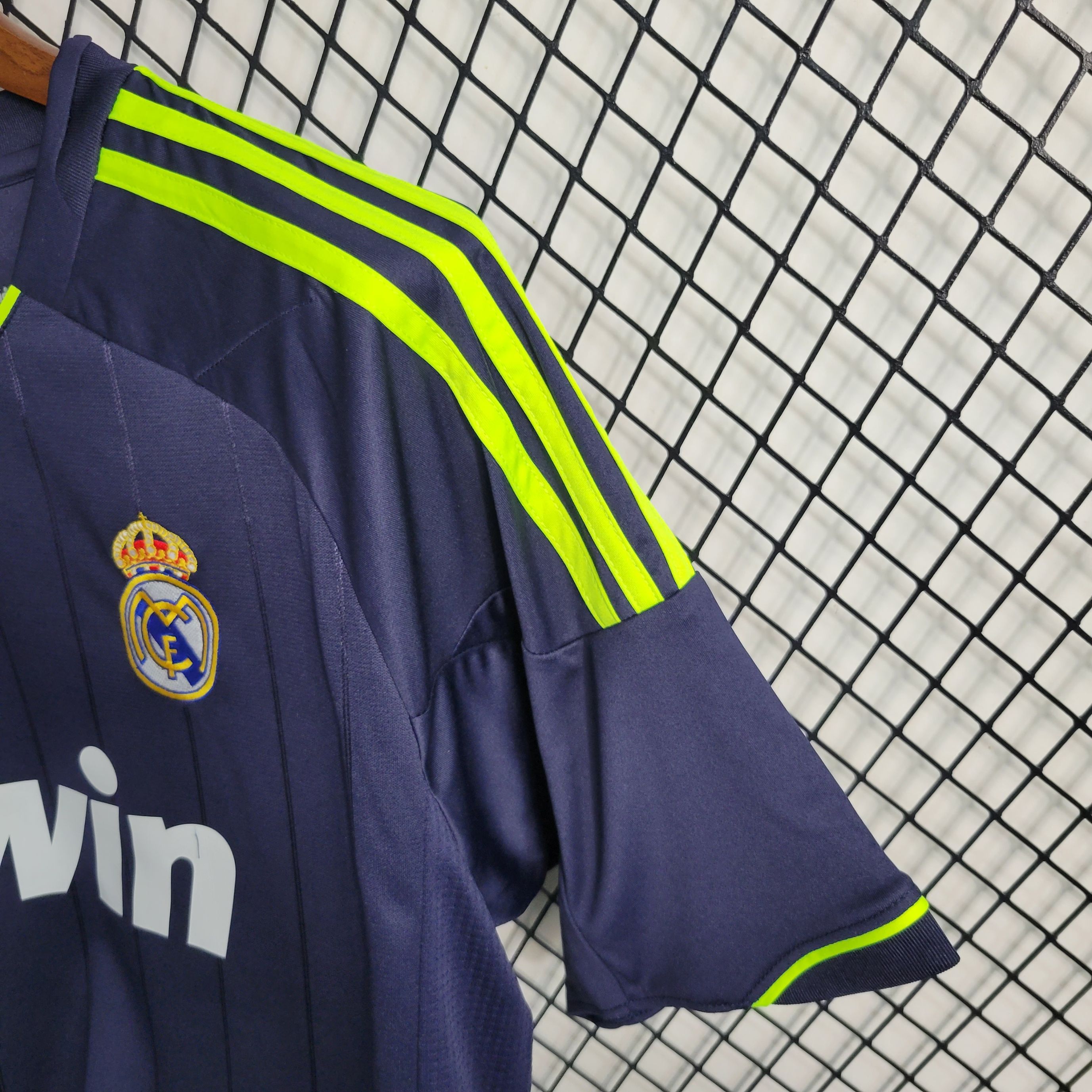 Retro Real Madrid 2012/2013 ( Sân Khách )